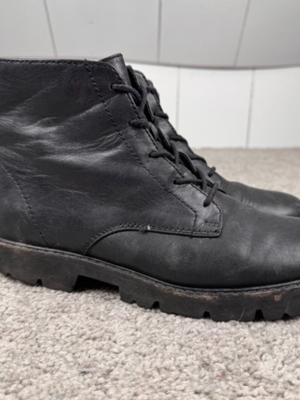 J. Crew Gwen Lug-Sole Lace-Up Black Leather Boots Women's Size 8.5 BA553